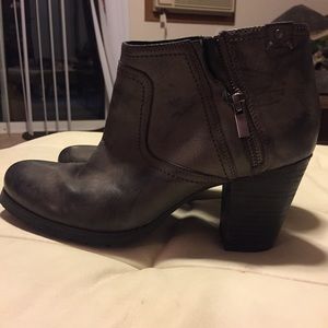 Clark grey distressed boots